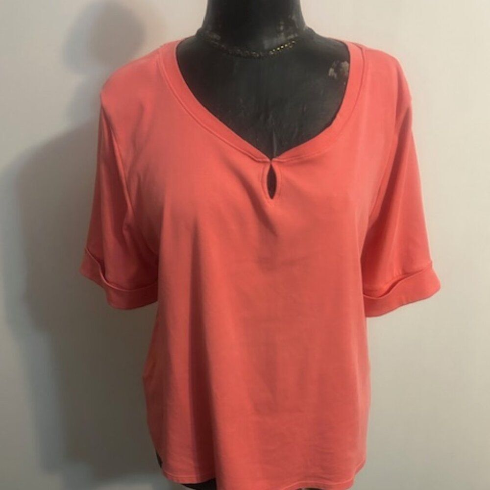 Ellen Tracy Coral Peep hole front cuffed sleeves top, size XXL
